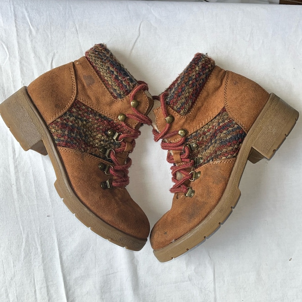 Mini Boots